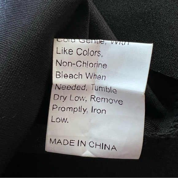 Shein Curve Black Short Sleeve Scallop Trim Dress - Picture 8 of 8